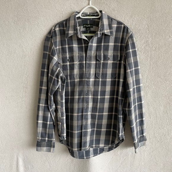 Eddie Bauer Flannel Classic Fit Casual Shirt. - Picture 1 of 10